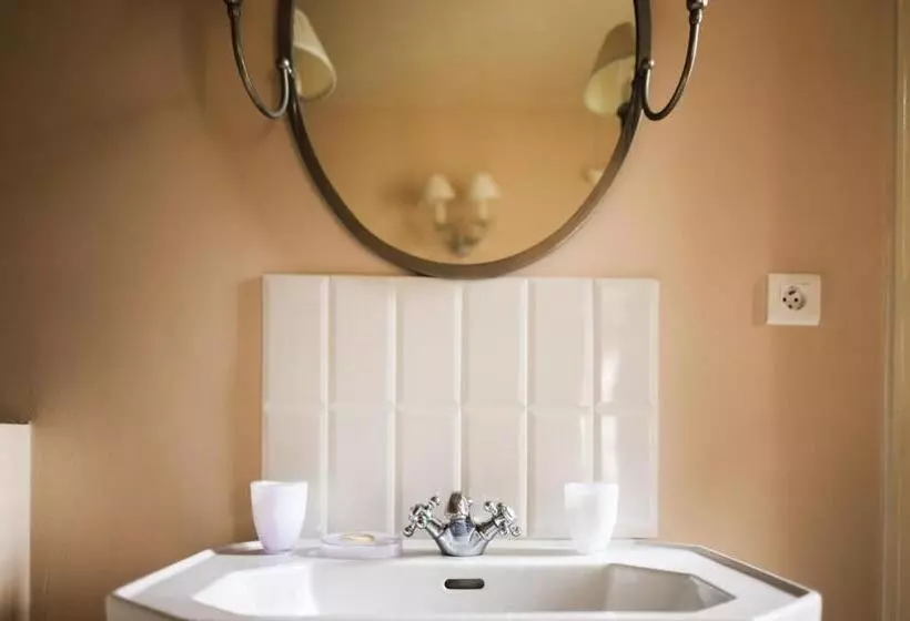 Aamiaismajoitus (B&B) Château Armand Heitz   Domaine Armand Heitz