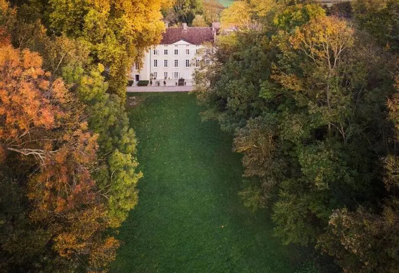 Aamiaismajoitus (B&B) Château Armand Heitz   Domaine Armand Heitz