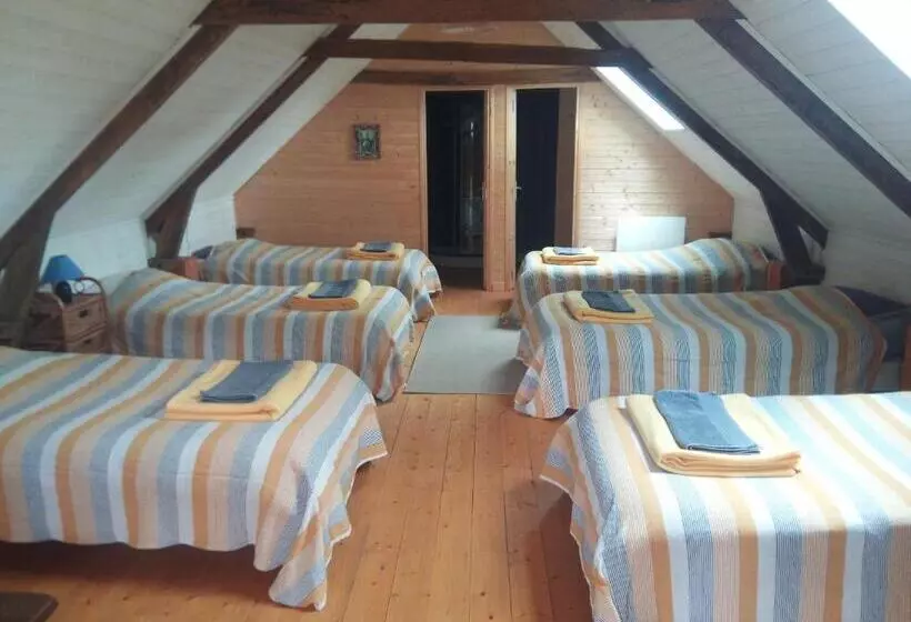 Aamiaismajoitus (B&B) Le Jardin Enchanteur, Chaleureuse Maison D Hôtes éco Responsable, Calme Et Accueillante