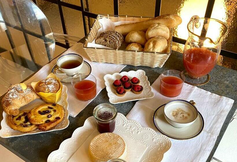 ベッドアンドブレックファースト Villa Lina