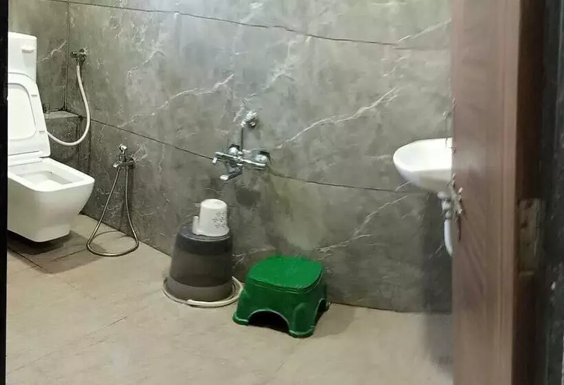 ホテル Mansarovar,vadodara