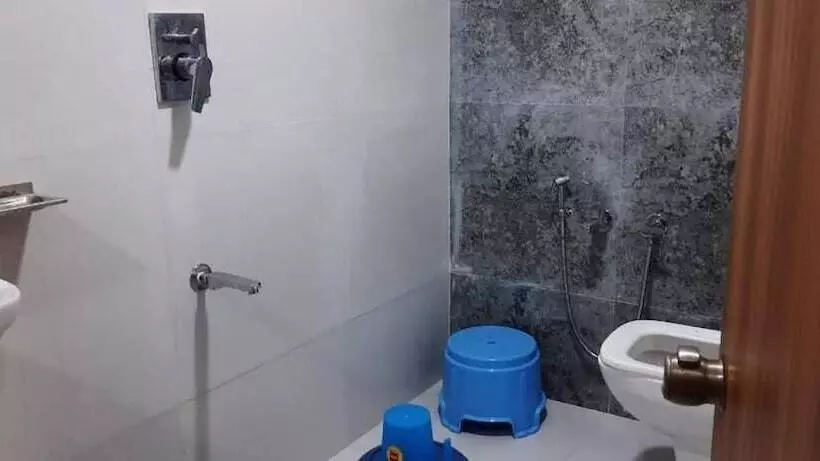 ホテル Mansarovar,vadodara