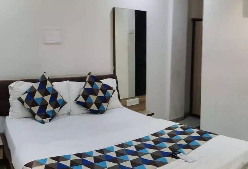 ホテル Mansarovar,vadodara