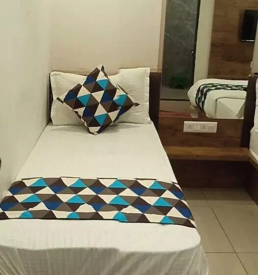 ホテル Mansarovar,vadodara