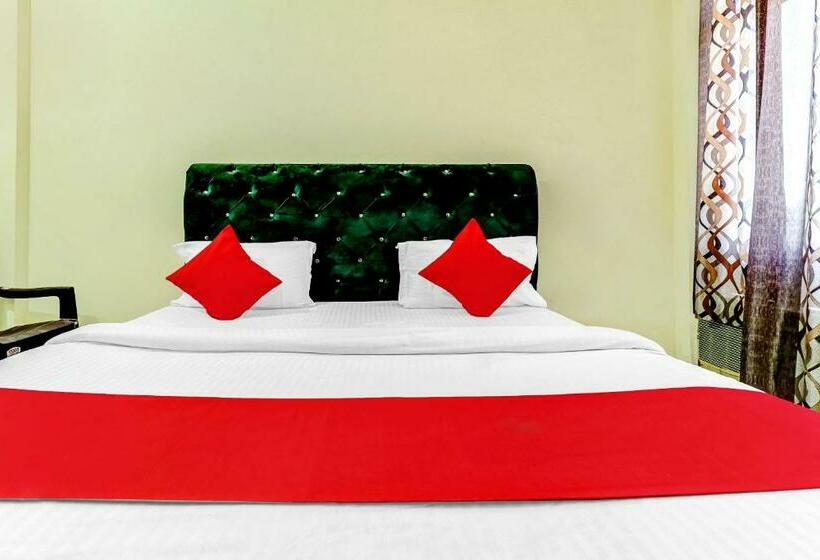 Hotel Oyo 83506 Delhi Guest House