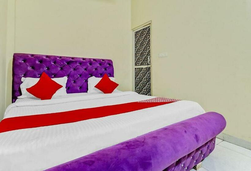 Hotel Oyo 83506 Delhi Guest House