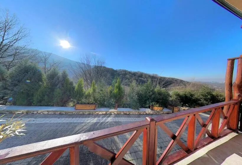 Hotelli The Canyon Kartepe And Restoran