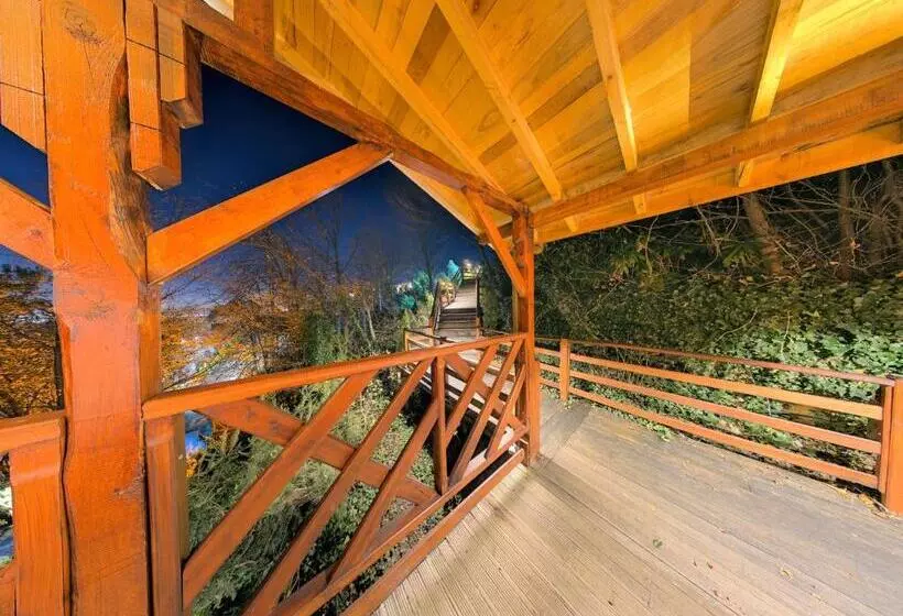 Hotelli The Canyon Kartepe And Restoran