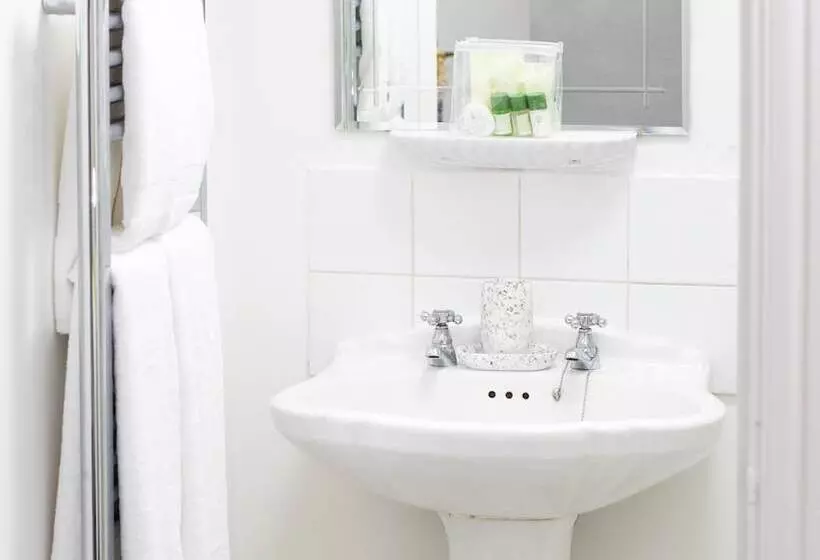 Hotelli The Tiger Inn