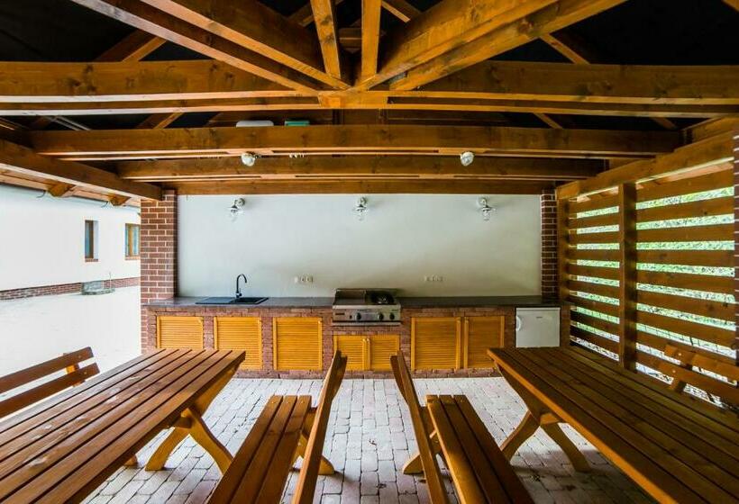 膳宿费 Haracsi Vendégház