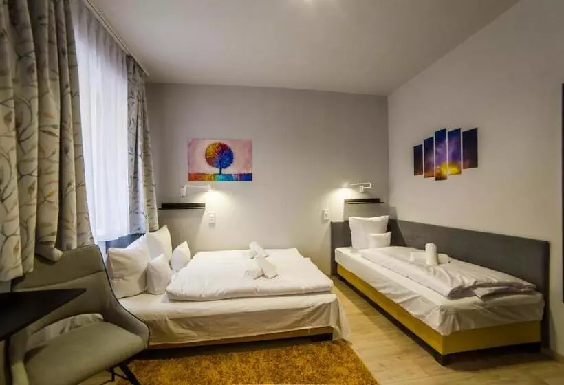 ペンション Haracsi Vendégház