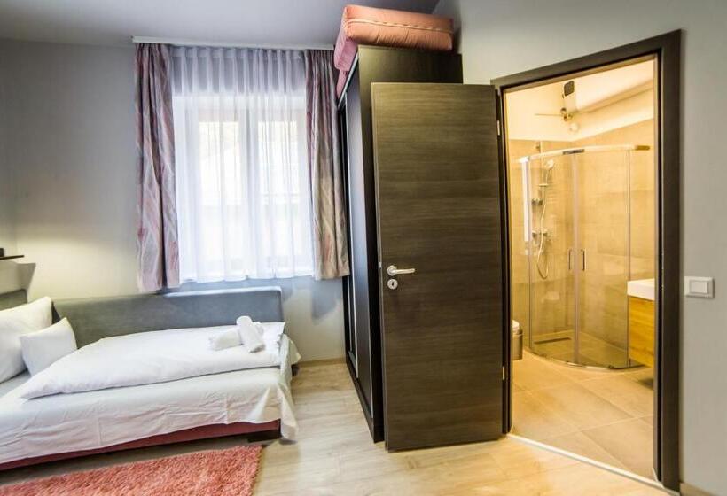 膳宿费 Haracsi Vendégház