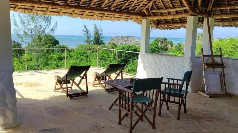 Lomakeskus Amani Villas Nature Retreat
