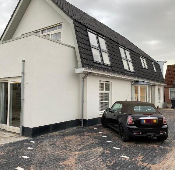 تختخواب و صبحانه Loft15