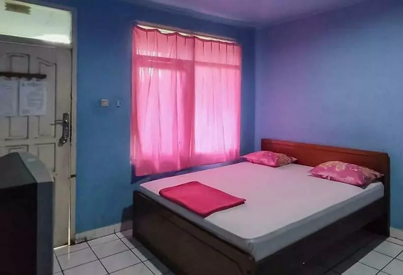 ホテル Andini Tanah Grogot