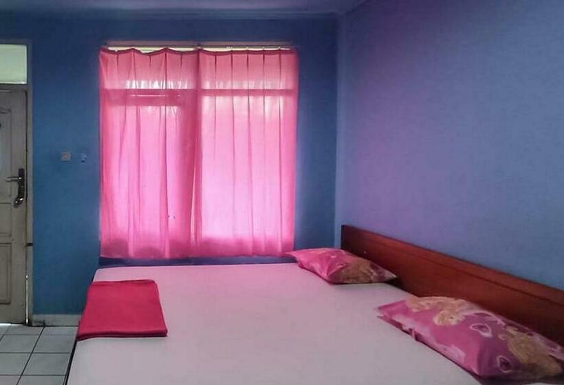 בית מלון כפרי Andini Tanah Grogot