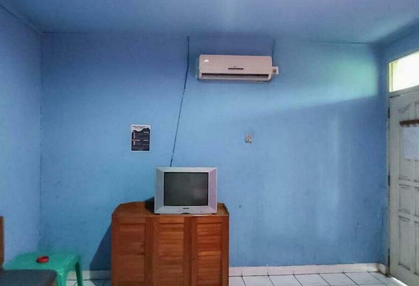 בית מלון כפרי Andini Tanah Grogot