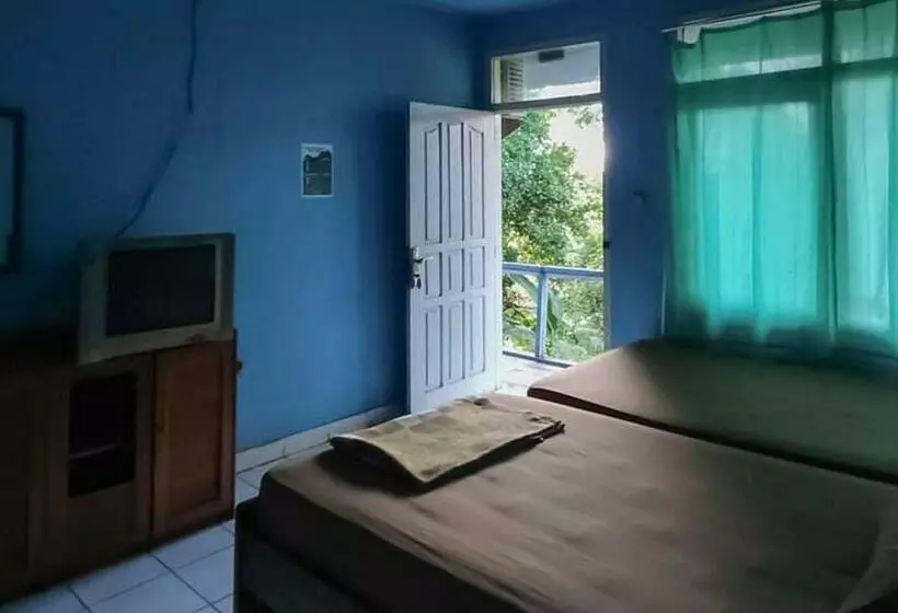 ホテル Andini Tanah Grogot