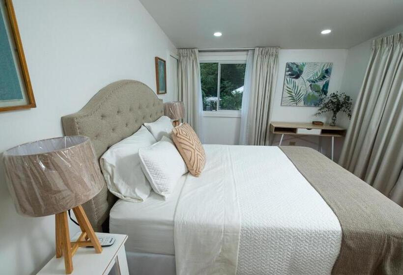 هتل Angeli Gardens Boutique