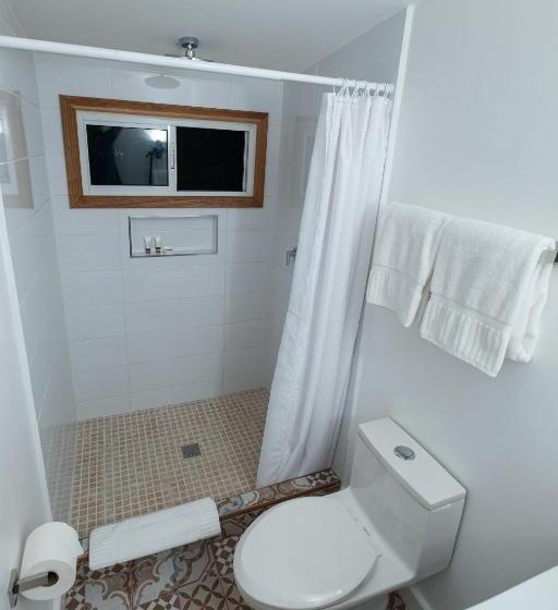 هتل Angeli Gardens Boutique