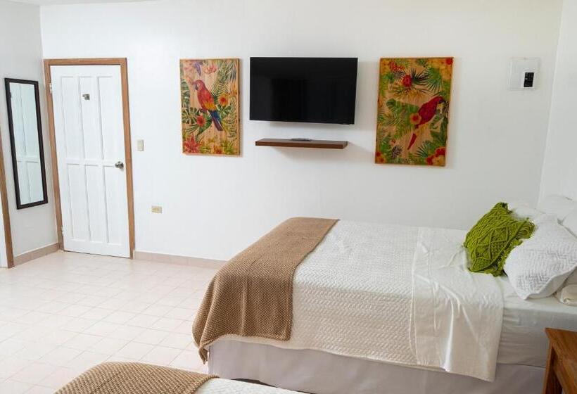 هتل Angeli Gardens Boutique