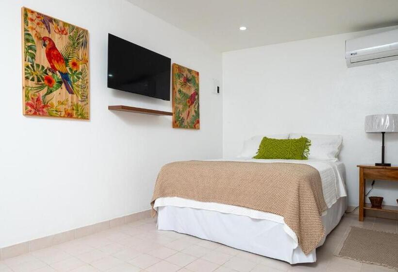 هتل Angeli Gardens Boutique