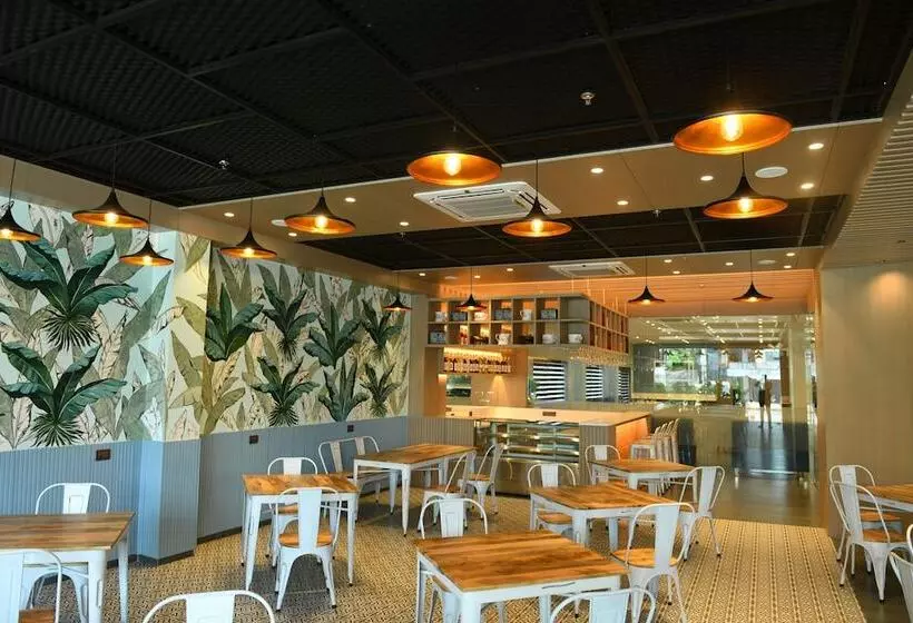 Hotelli Blueivy Anand