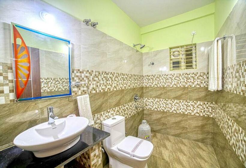 Redkey Inn Hotel Near Bangalore Airport Airport Pickup & Drop Available 24x7