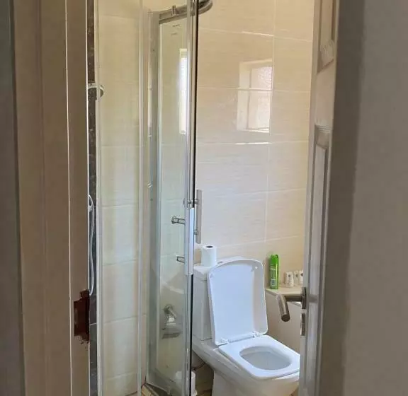 پانسیون Magville Guest House