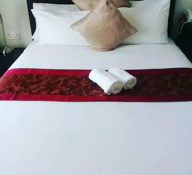 پانسیون Magville Guest House