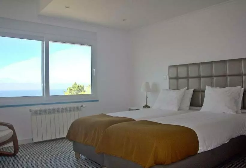 پانسیون Mega Ocean Magoito   Guest House   Sintra