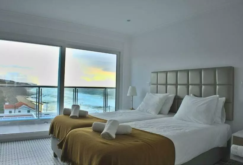 پانسیون Mega Ocean Magoito   Guest House   Sintra