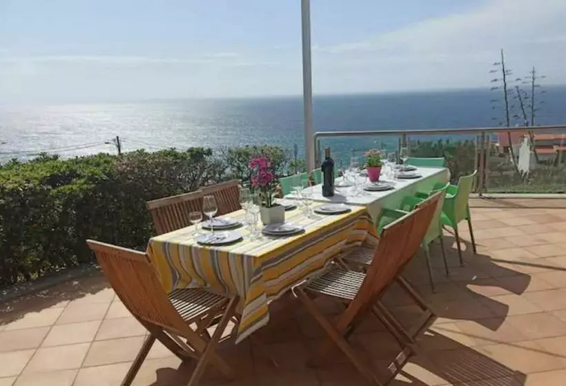 پانسیون Mega Ocean Magoito   Guest House   Sintra