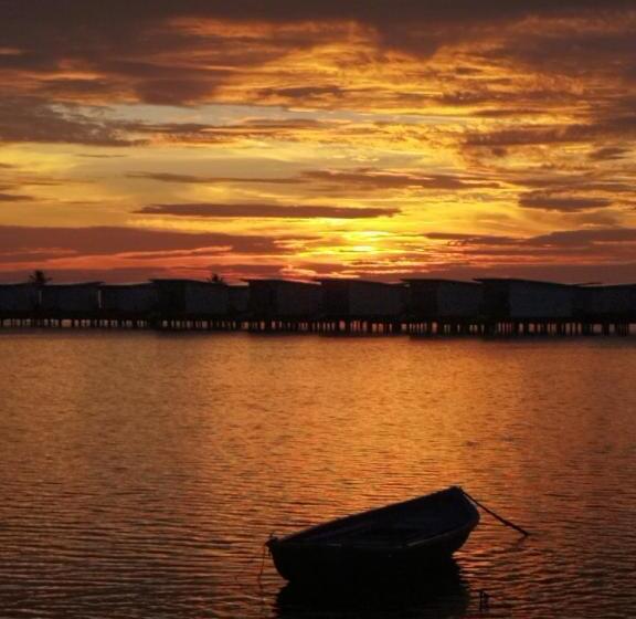 پانسیون Ninos K.guraidhoo