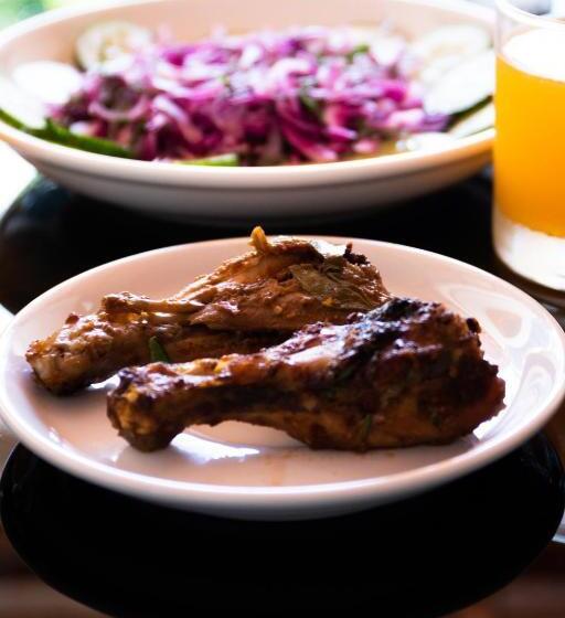 پانسیون Ninos K.guraidhoo