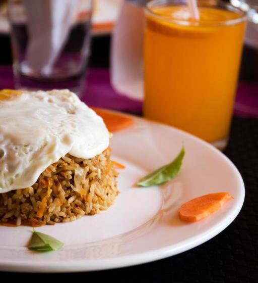 پانسیون Ninos K.guraidhoo