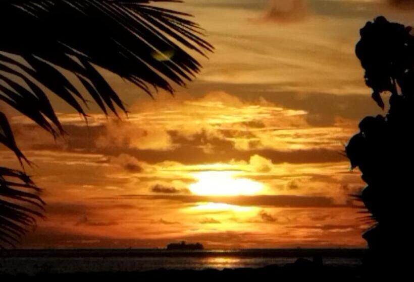 پانسیون Ninos K.guraidhoo