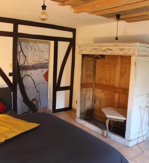 تختخواب و صبحانه Bois & Repos