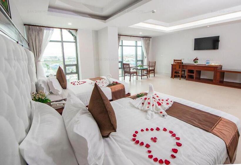 בית מלון כפרי Ban Ban