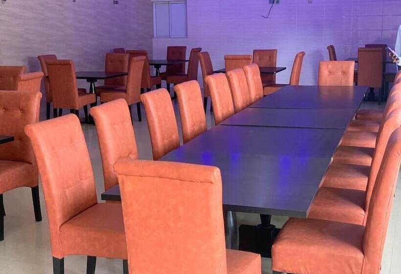 هتل Jaiye S Place