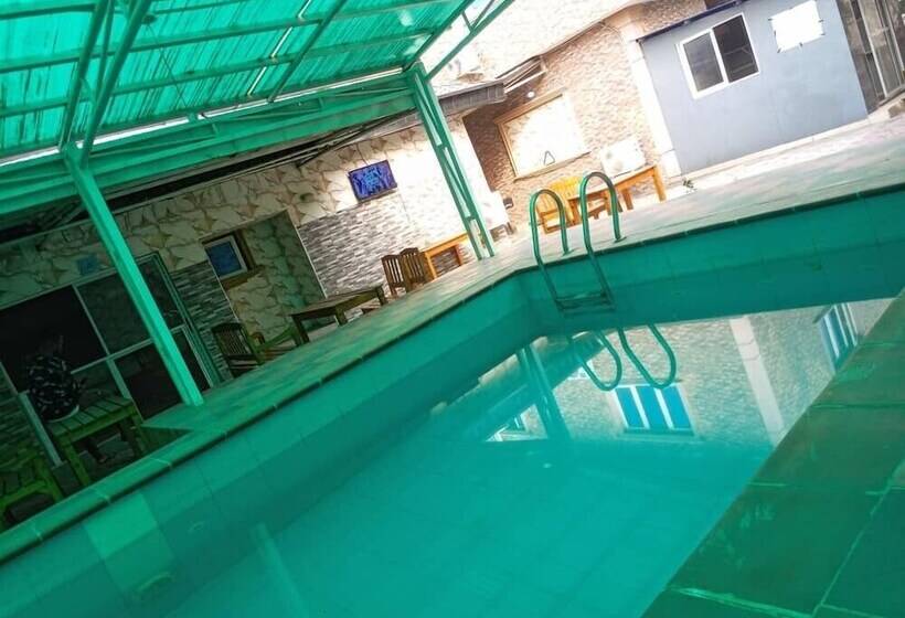 هتل Jaiye S Place