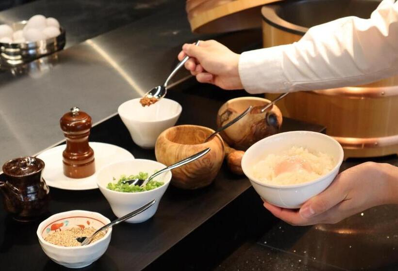 Отель Jal City Toyama