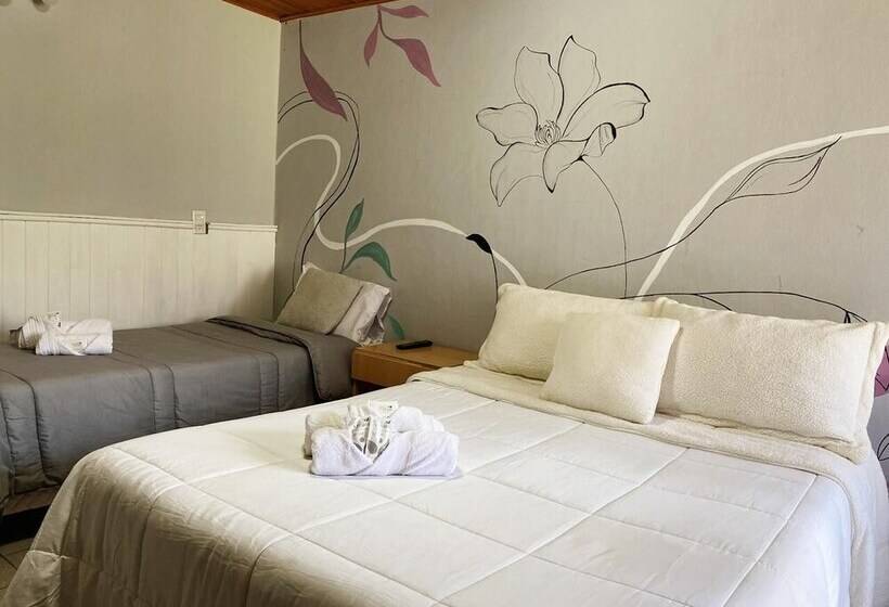 هتل Maktub Hosteria