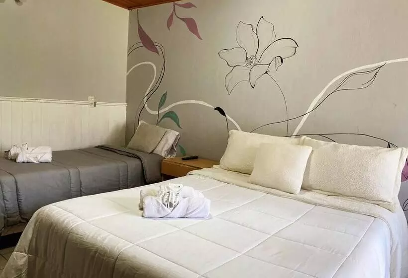 هتل Maktub Hosteria