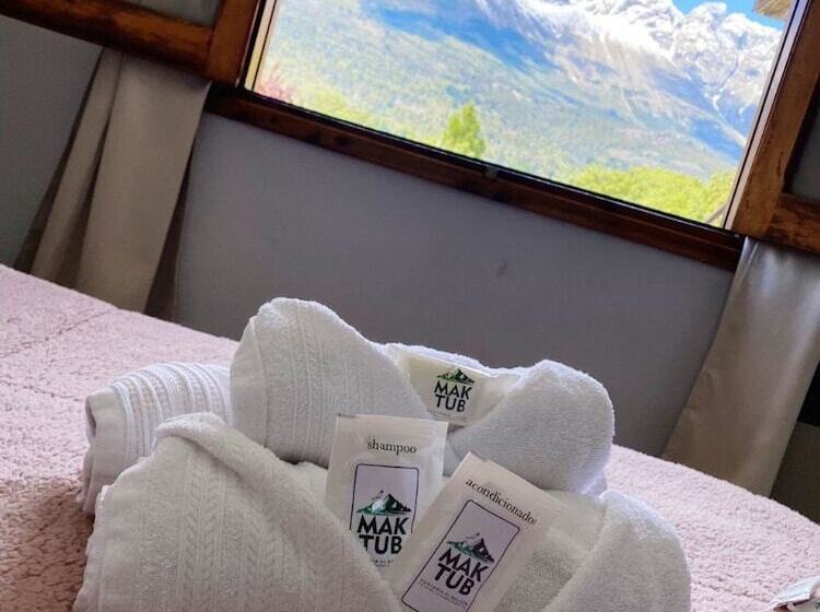 هتل Maktub Hosteria