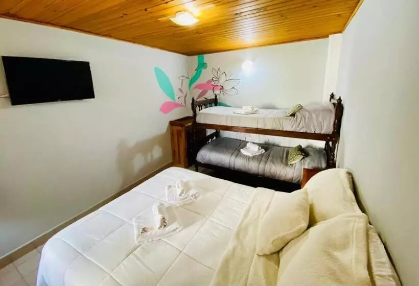 هتل Maktub Hosteria