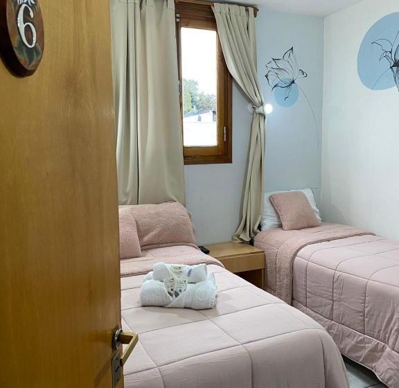 هتل Maktub Hosteria