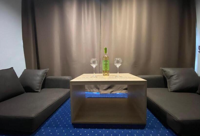 فندق Optima Collection Kamianske