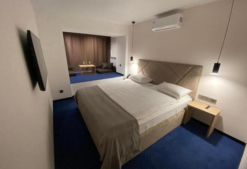 فندق Optima Collection Kamianske