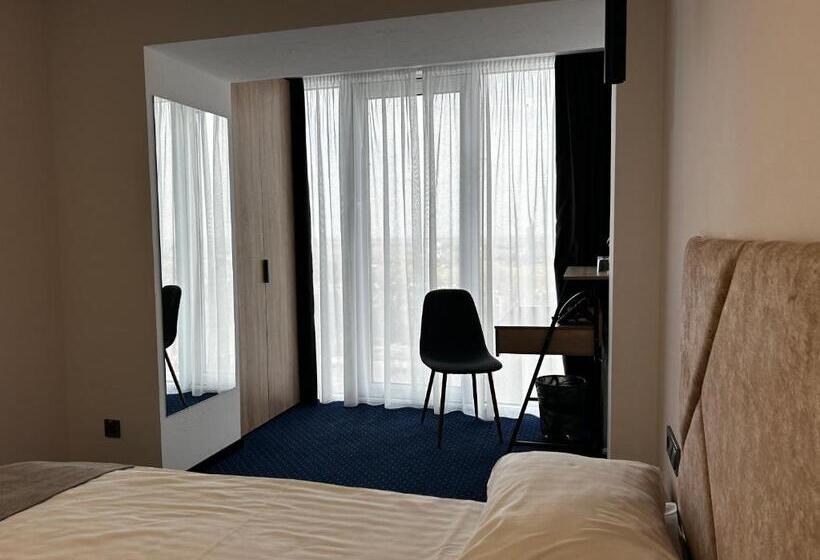 فندق Optima Collection Kamianske